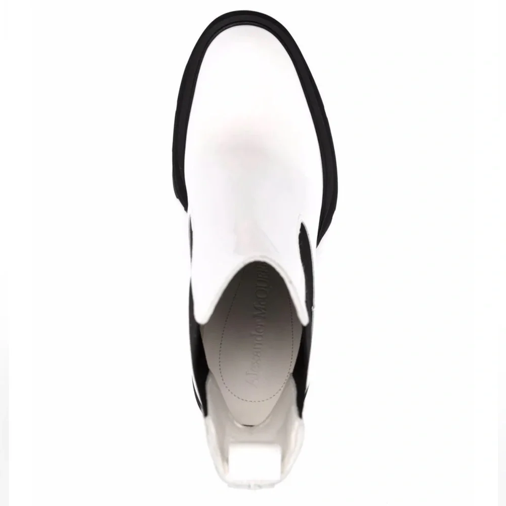Alexander McQueen Two Tone leather chelsea boots - Picture 4 of 13